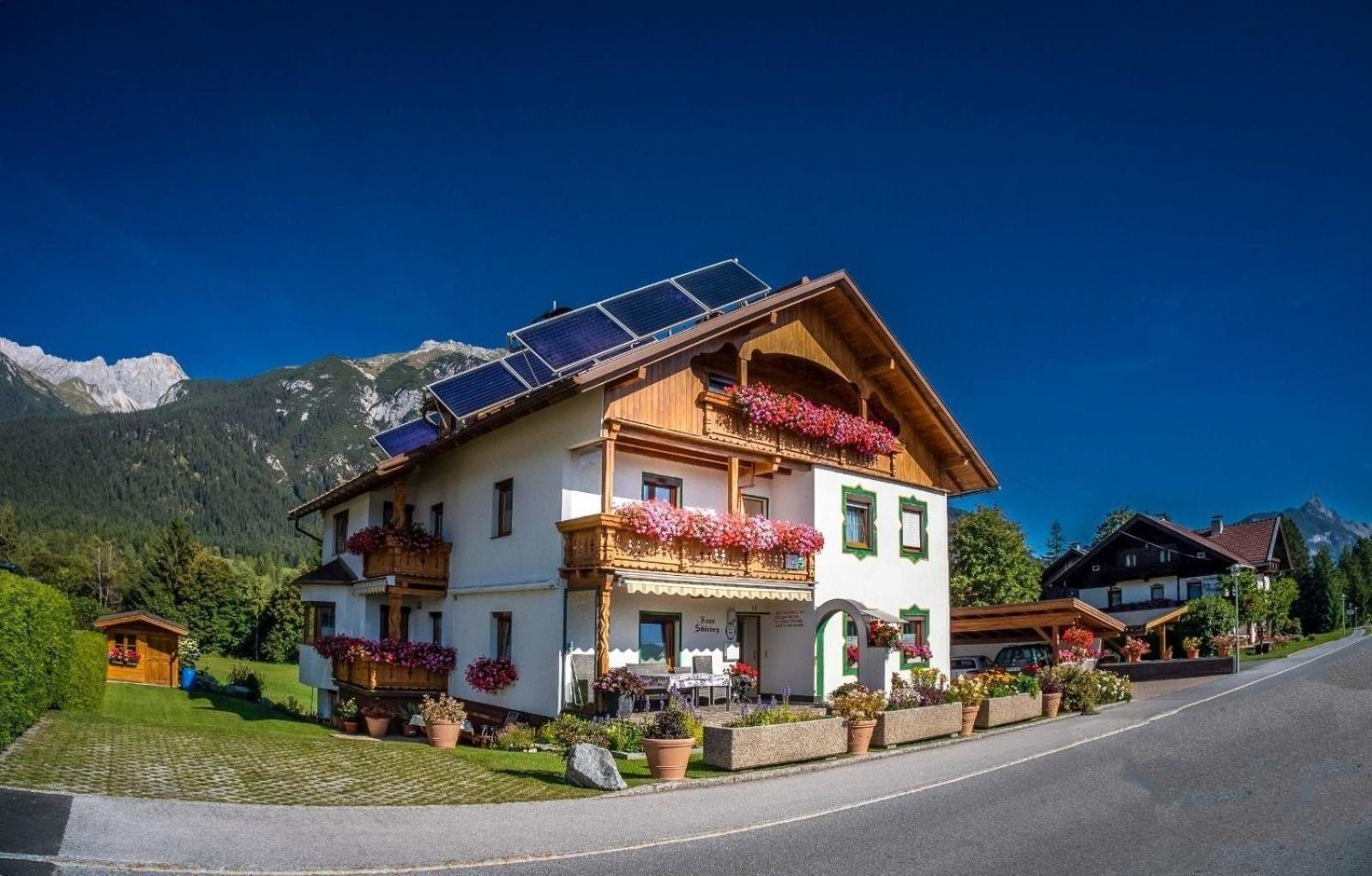 Ganze Wohnung In Leutasch Mit Privatem Balkon Exterior photo